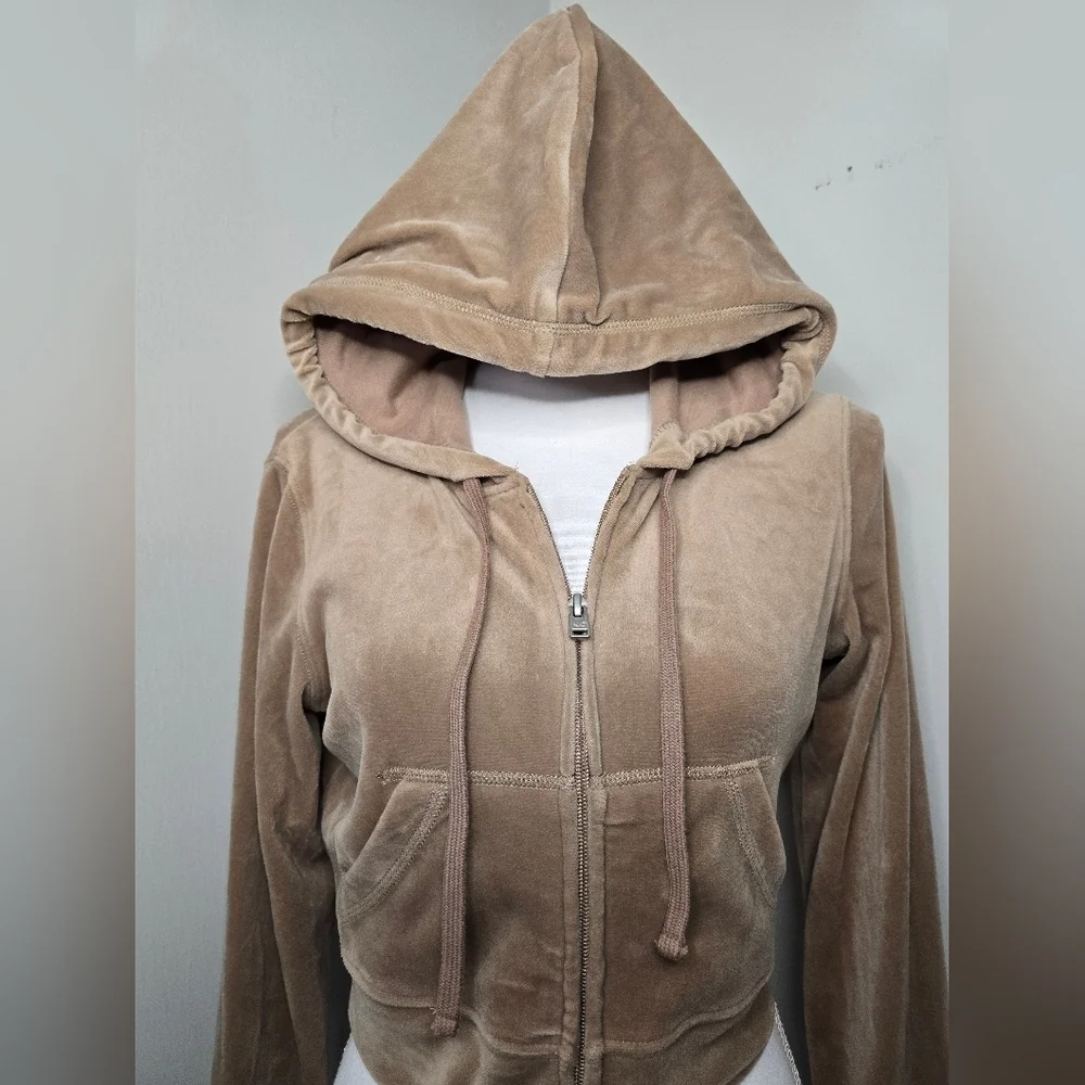 Hollister Velour Full Zip Cropped Hoodie in Creamy Tan - Picture 3 of 7